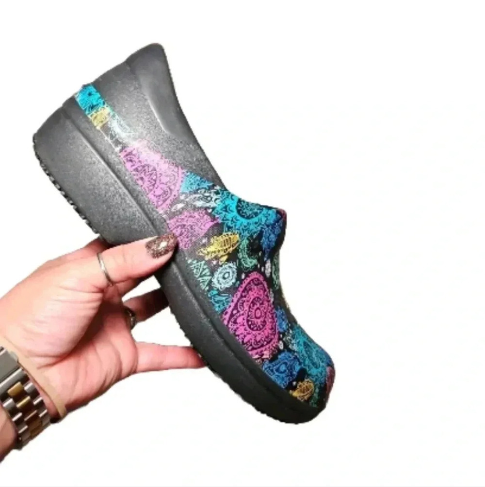 CrocsWomens Neria Pro II Printed Comfort Non Slip Work/ Outdoor Colorful Clogs 7 - Picture 7 of 11